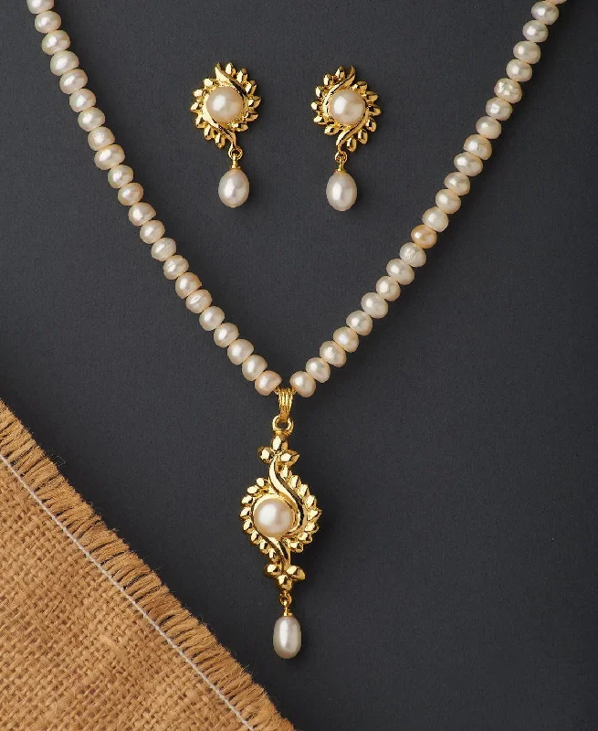 Trendy Real Pearl Necklace Set