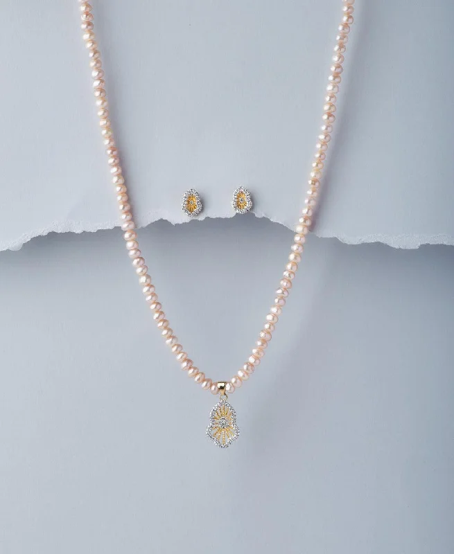 Trendy Real Pearl Necklace Set