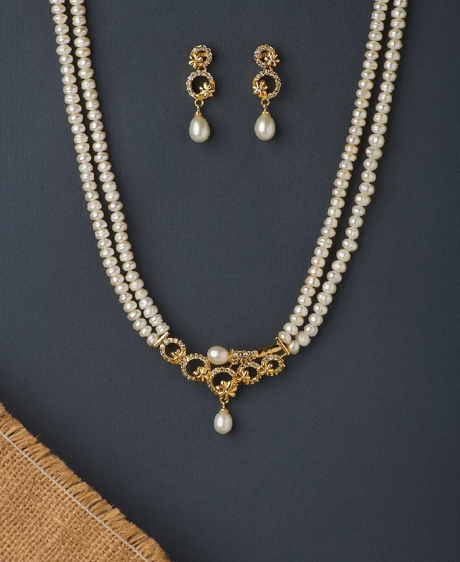 Trendy Stone Studded Pearl Necklace Set