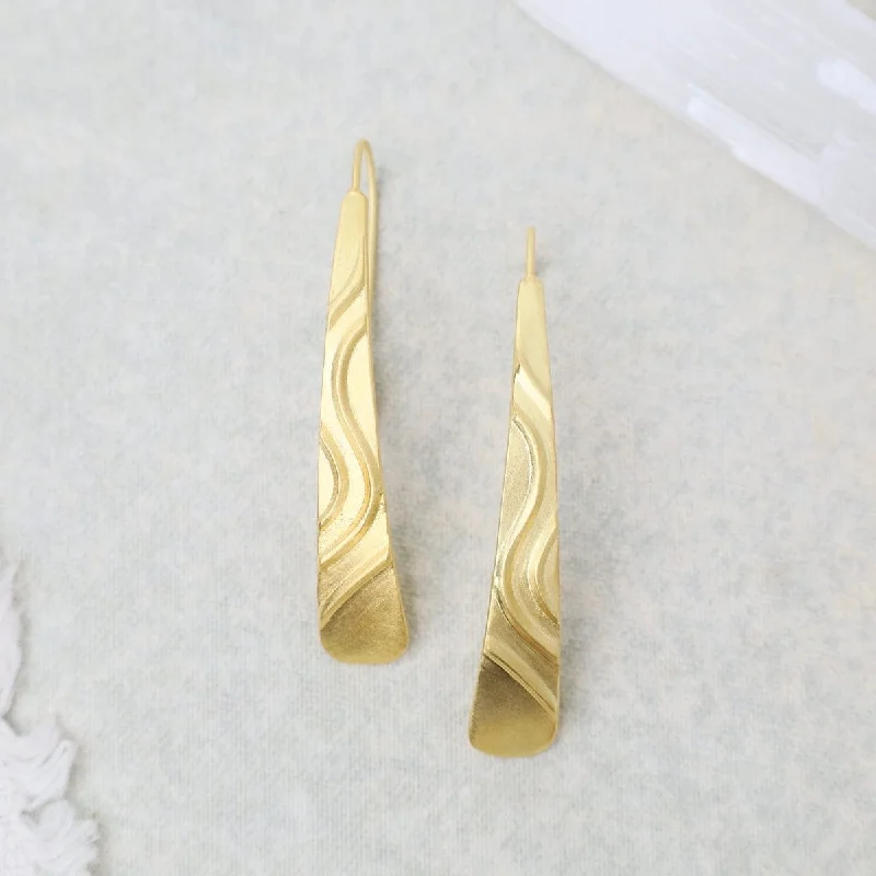 Chic Earrings For Formal Gatherings-Matte Gold with Wave Design Earrings