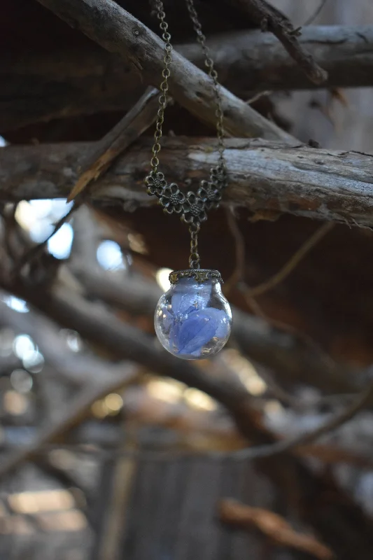 Dried Blue Flower Terrarium Globe Necklace