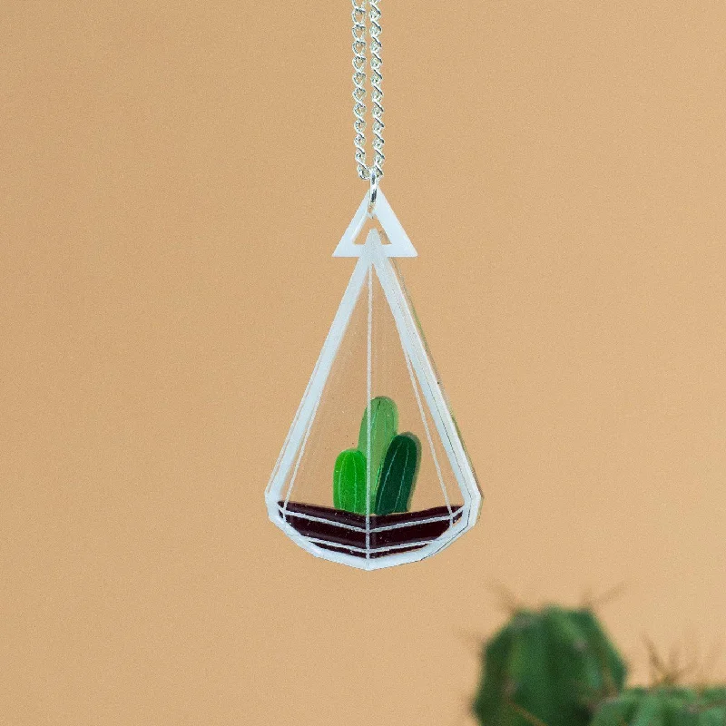 Small Terrarium Necklace