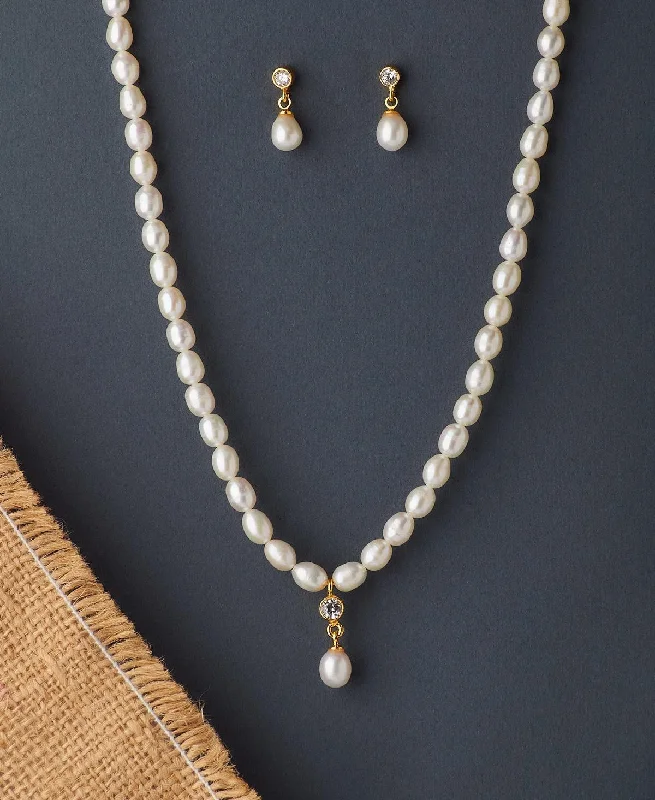 Trendy Real Pearl Necklace Set