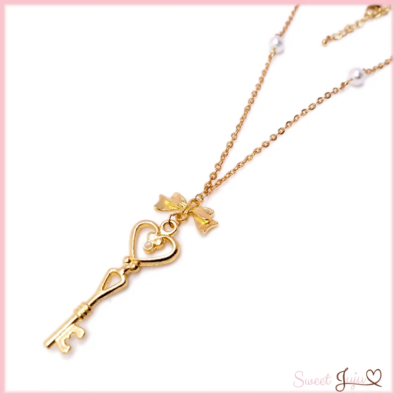 Lovely Key Necklace