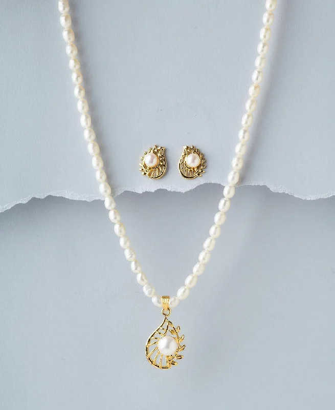 Trendy Real Pearl Necklace Set