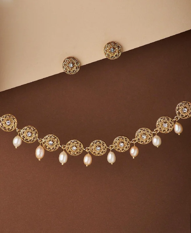 Trendy Stone Studded Necklace Set