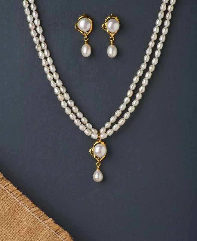 Trendy Stone Studded Pearl Necklace Set