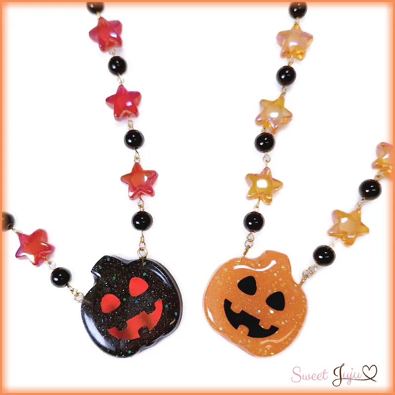 Spooky GLOW Jack-o-Lantern Necklace