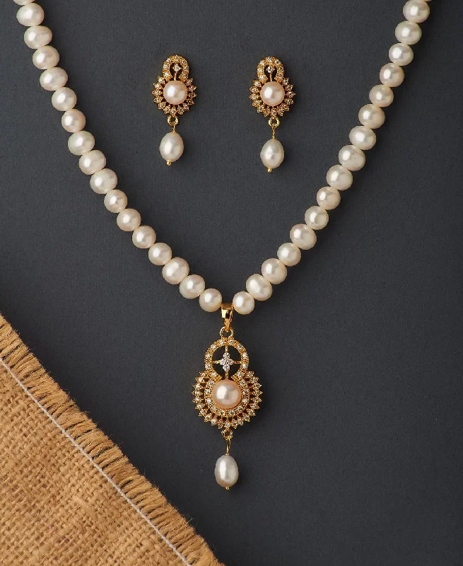 Trendy Real Pearl Necklace Set