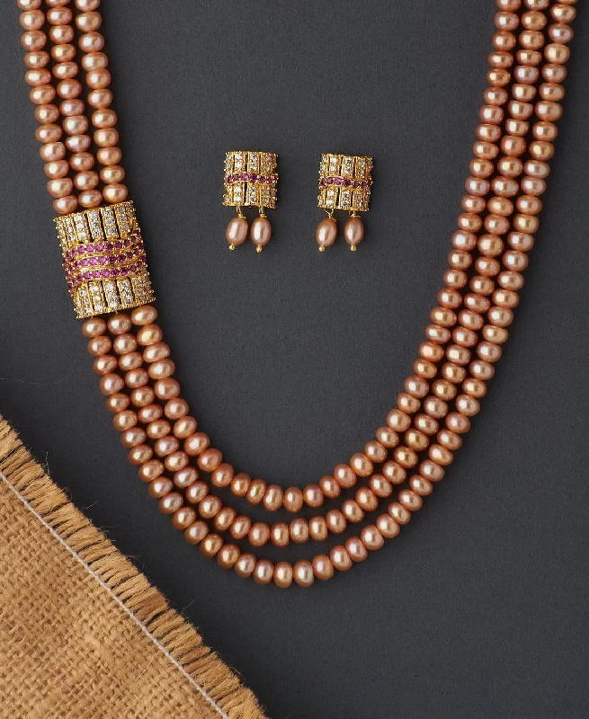 Trendy Stone Studded Pearl Necklace Set