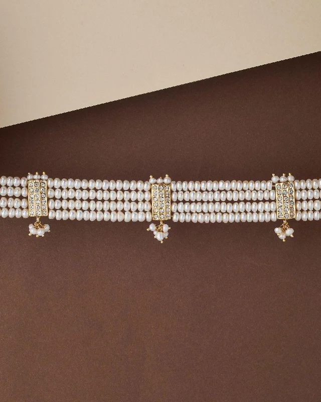 Traditional Pearl Choker Necklace