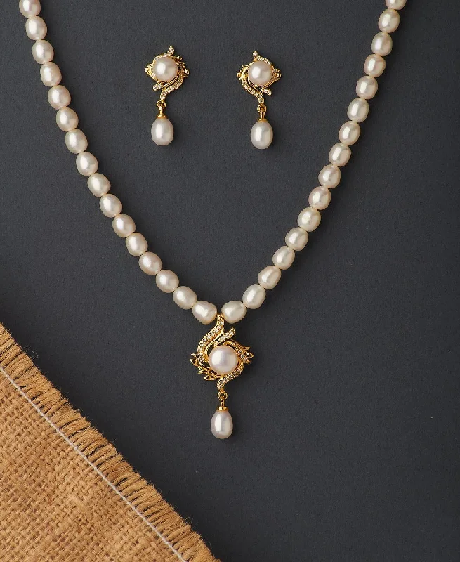 Trendy Real Pearl Necklace Set