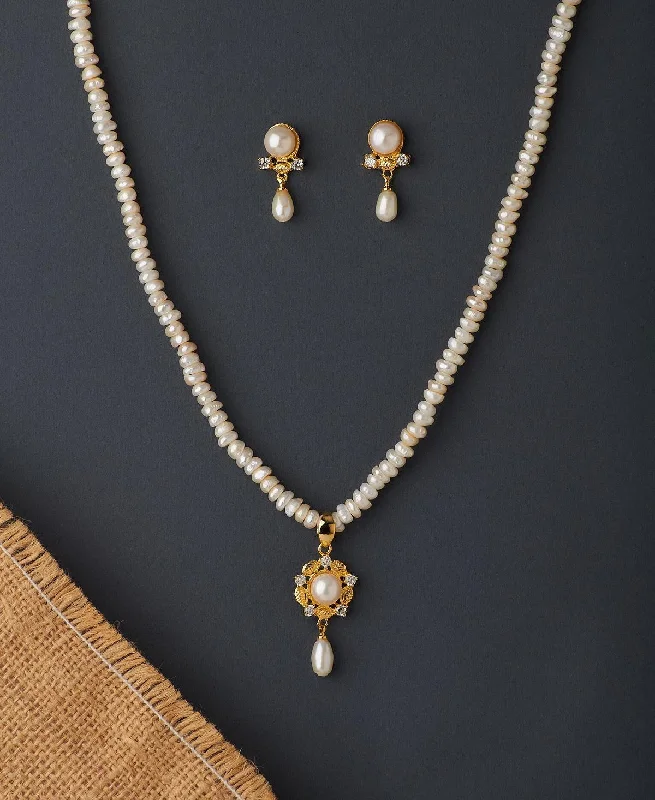 Trendy Real Pearl Necklace Set