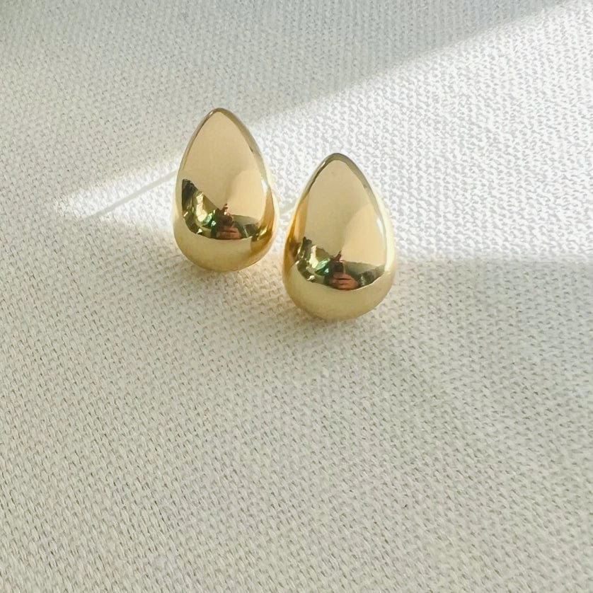 Luxury Silver Earrings For High-Class Fashion-Dome Studs Earrings Gold Filled