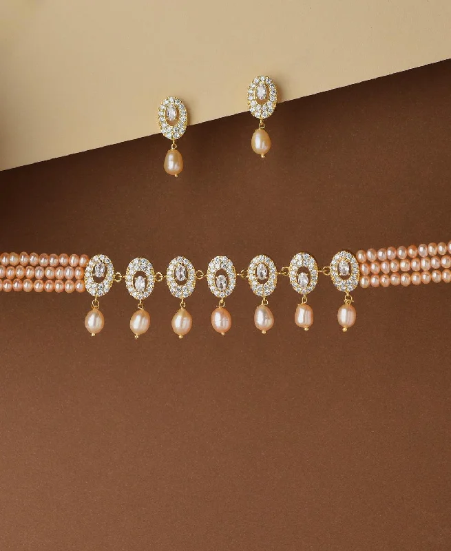 Trendy Pearl Necklace Set