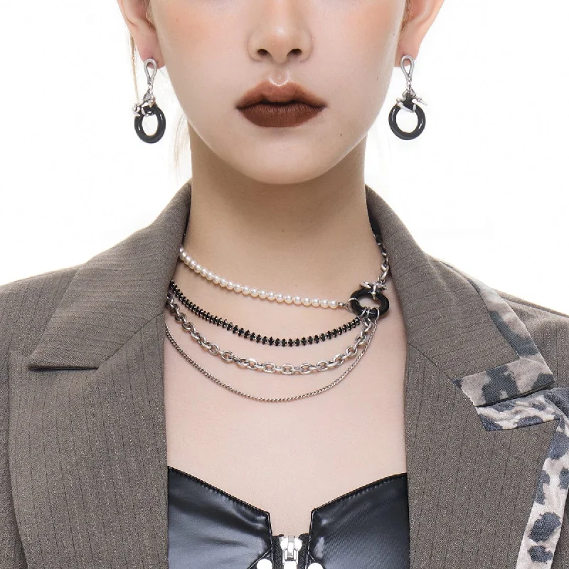 Women's Punk Dragon Claw Layered Pearl Necklace