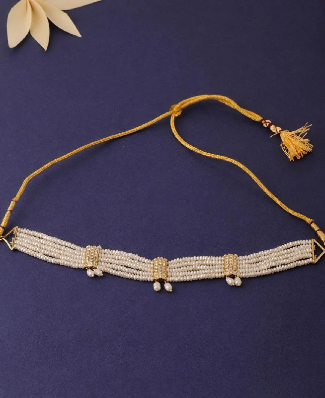 Traditional Pearl Choker Necklace