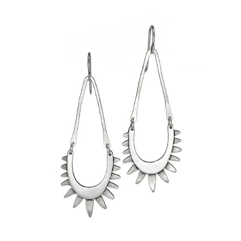 Classic Hoop Earrings For Timeless Beauty-Luz Earrings Silver