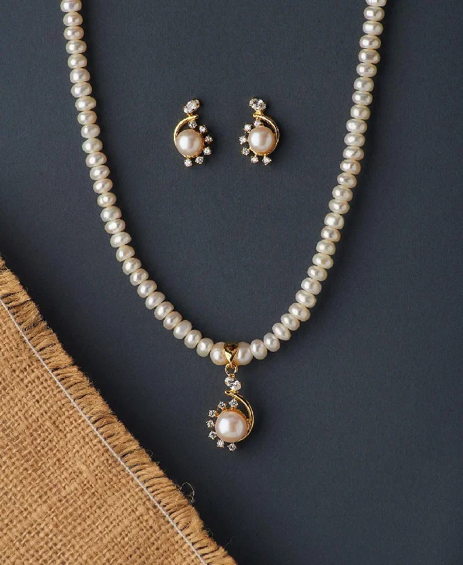 Trendy Real Pearl Necklace Set